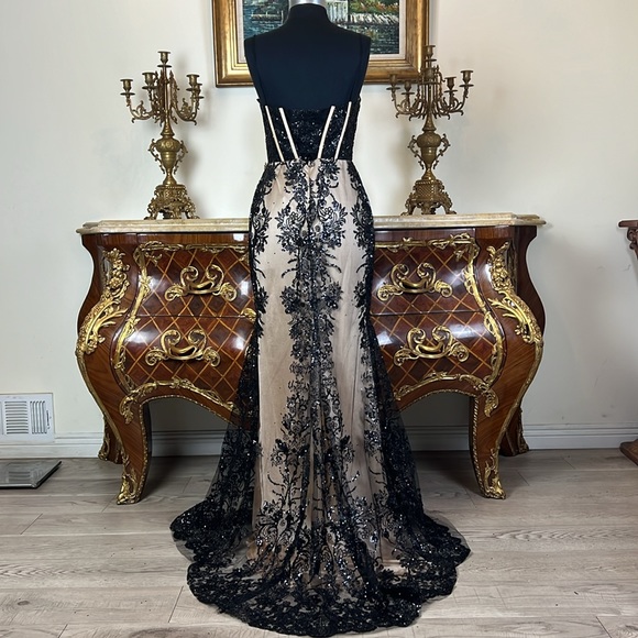 Women’s Formal glitter all over sequins prom evening dress - Picture 4 of 5